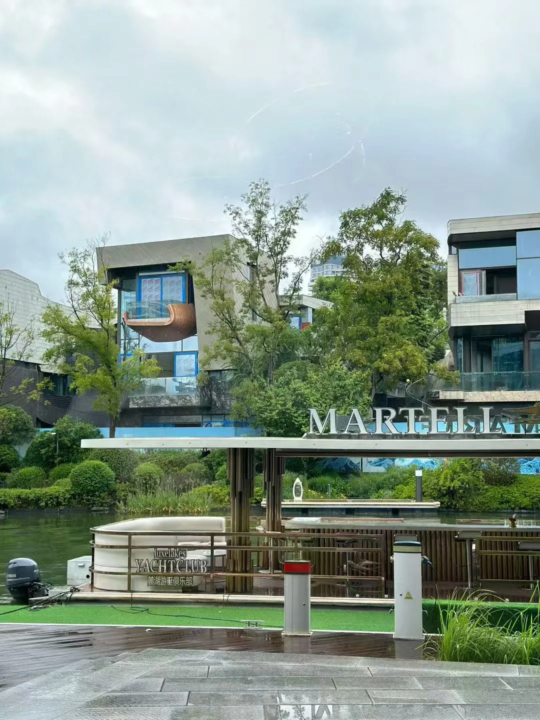 Community setting · Luxelakes