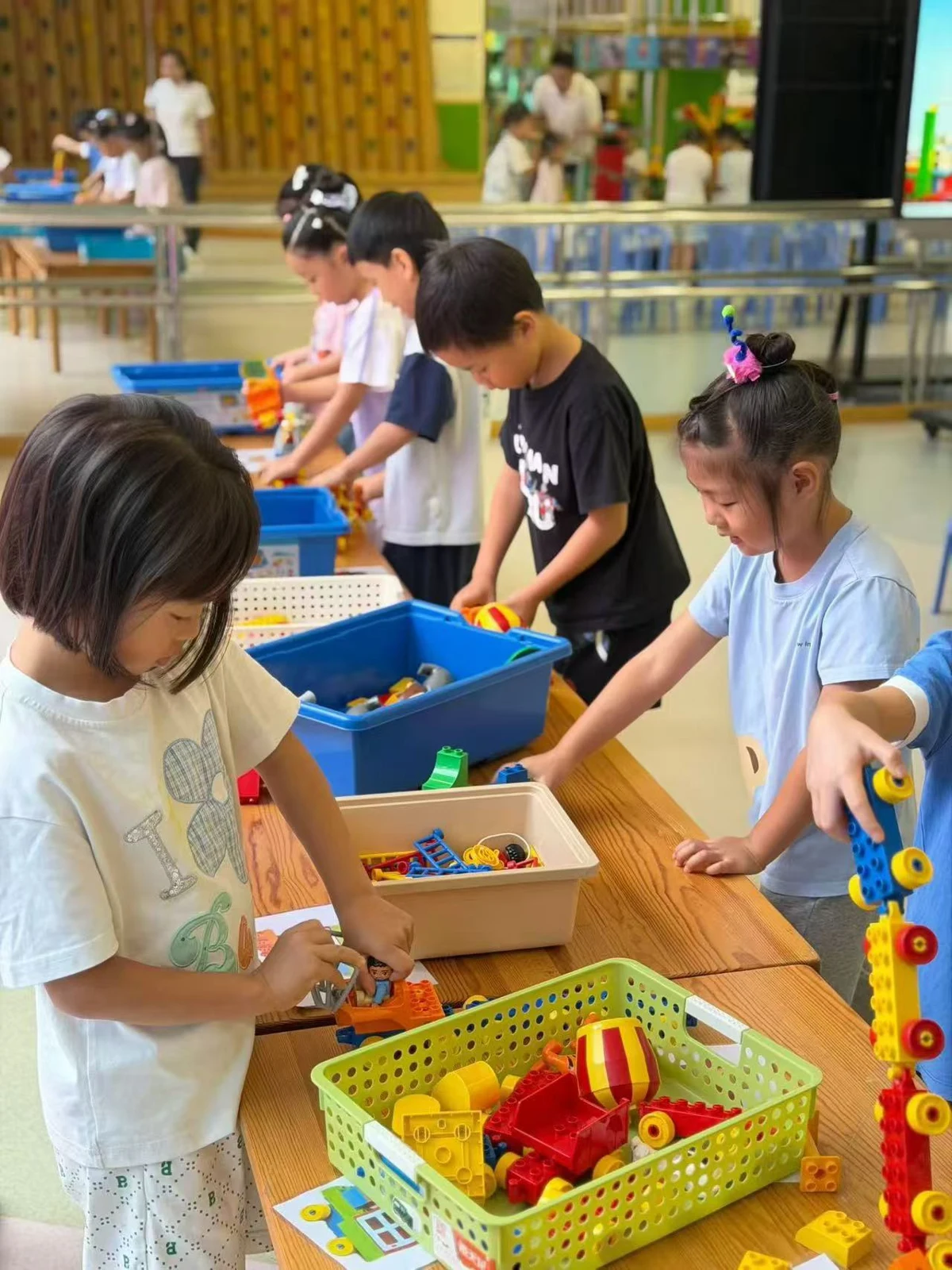 Students building and testing their work · School project photography