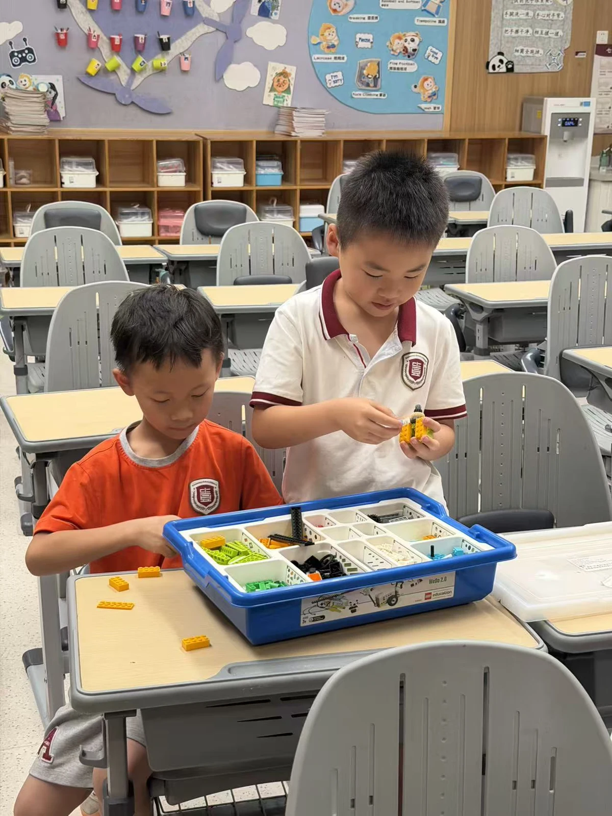 Guided classroom practice · School project photography